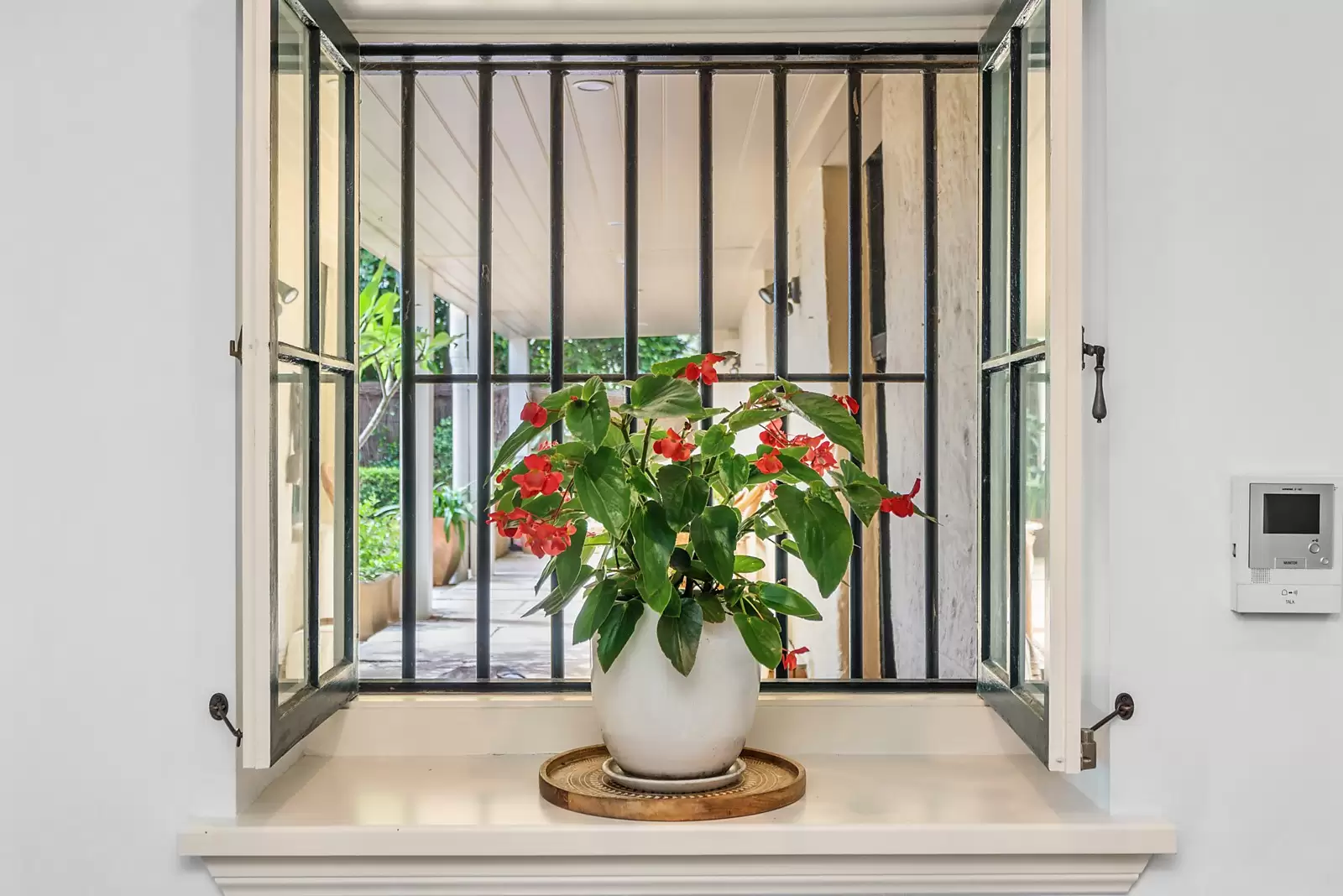 5/38 Mona Road, Darling Point Sold by Sydney Sotheby's International Realty - image 6