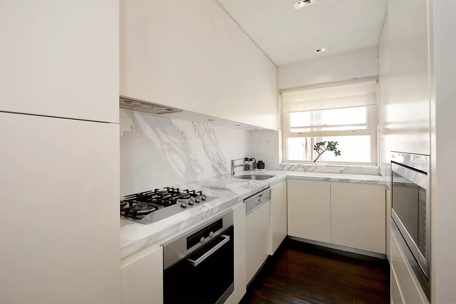 3/1A Longworth Avenue, Point Piper Sold by Sydney Sotheby's International Realty - image 3