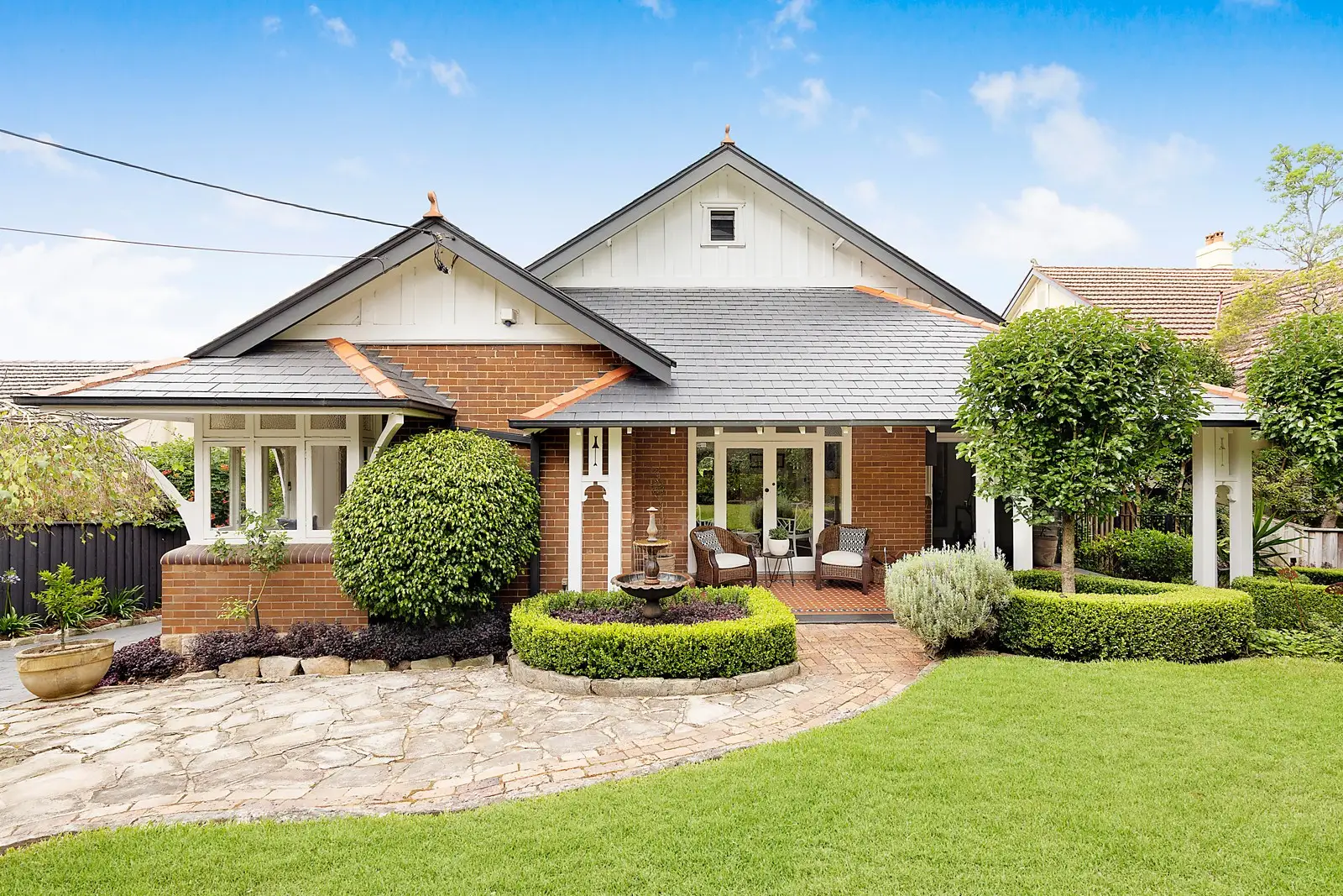 31 Powell Street, Killara Sold by Sydney Sotheby's International Realty - image 2