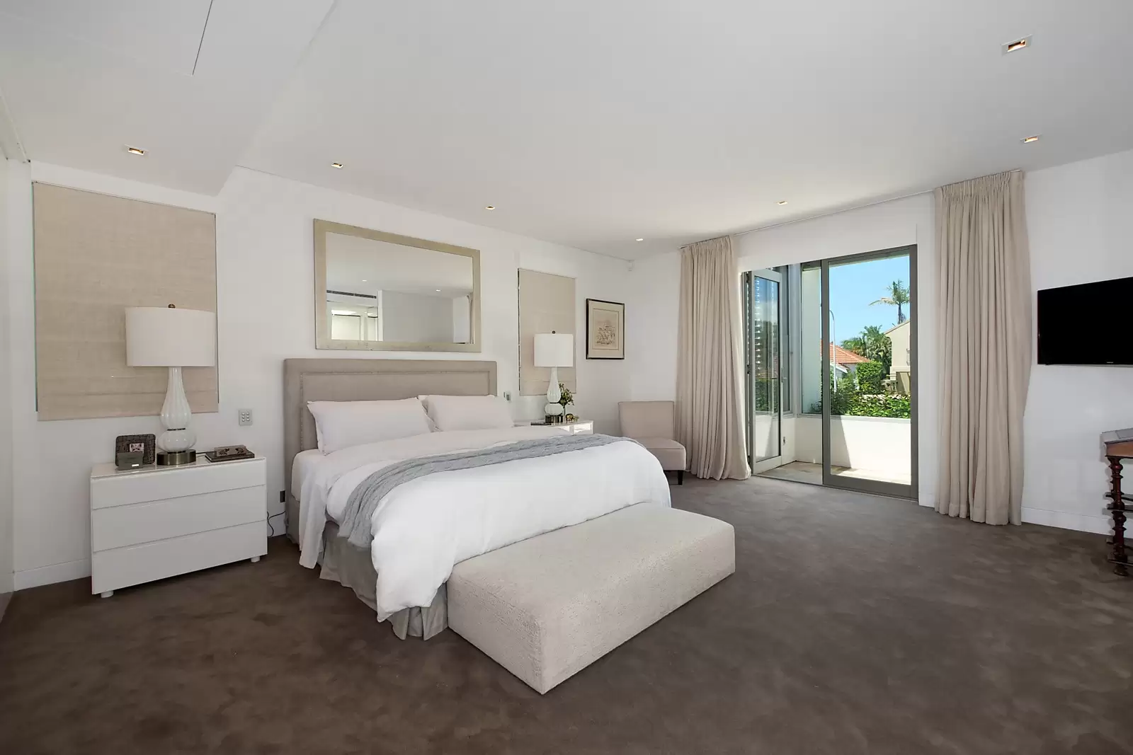 1/24 New South Head Road, Vaucluse Sold by Sydney Sotheby's International Realty - image 7