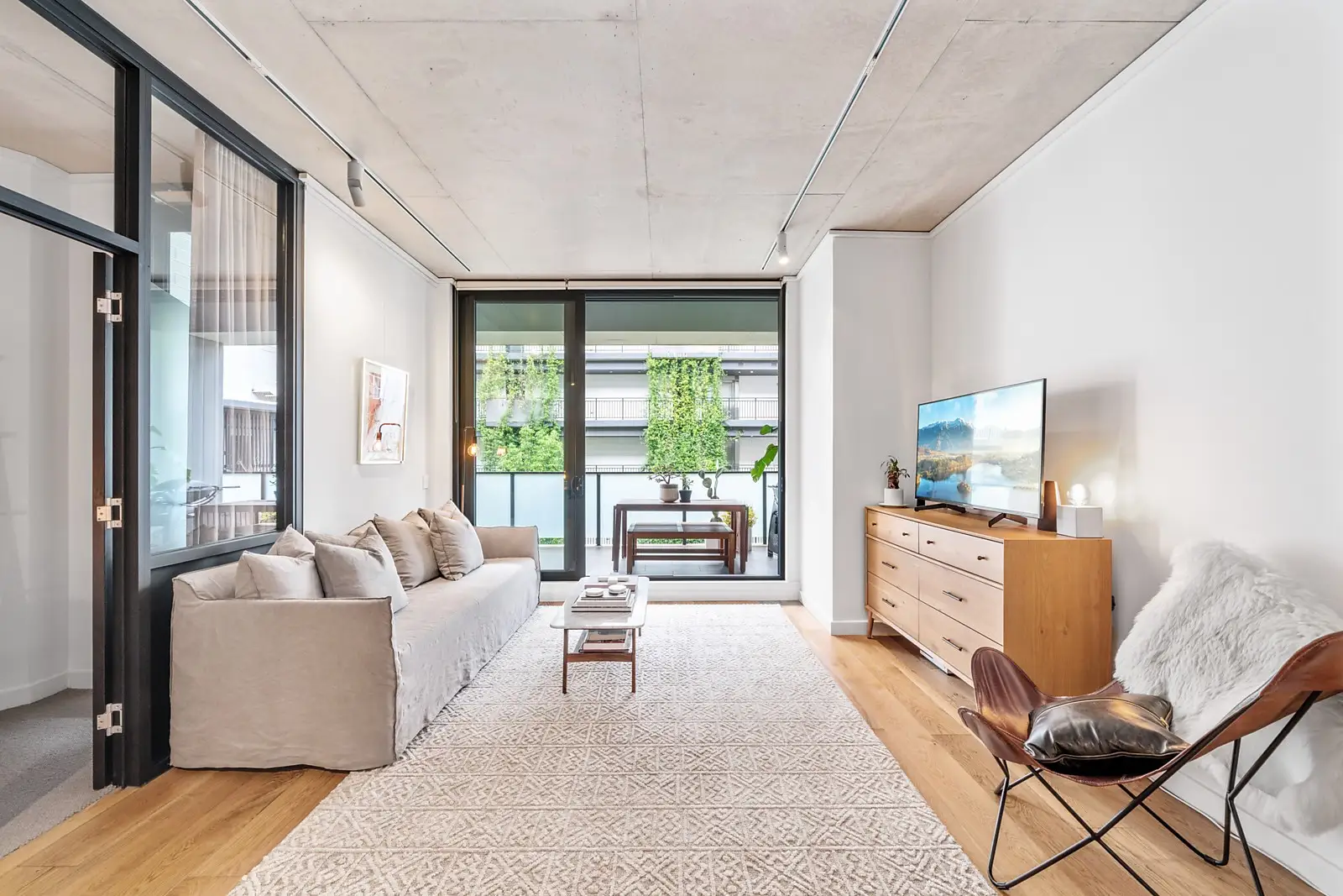 24D/356 George Street, Waterloo Sold by Sydney Sotheby's International Realty - image 1
