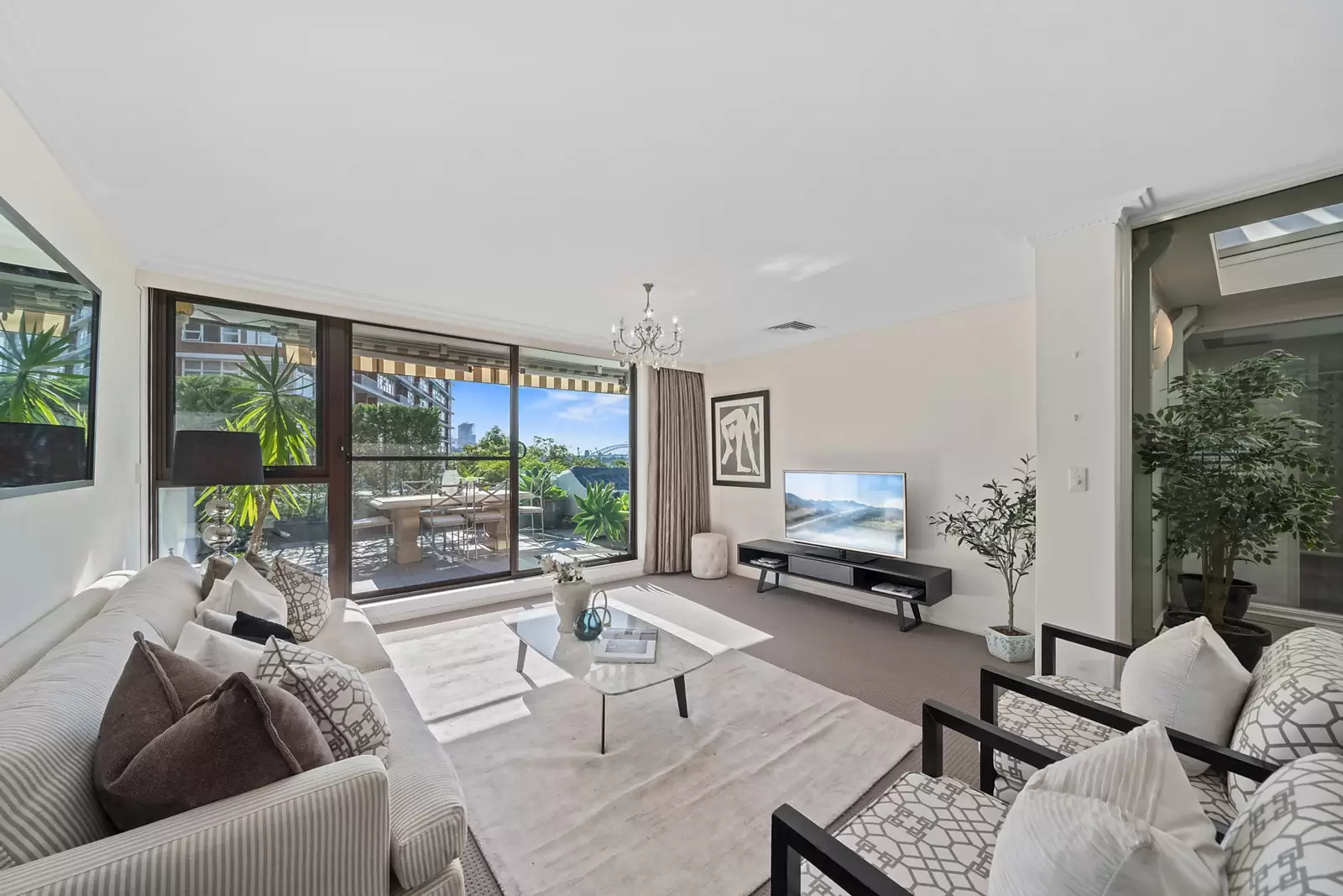 4/38 Darling Point Road, Darling Point Sold by Sydney Sotheby's International Realty - image 3