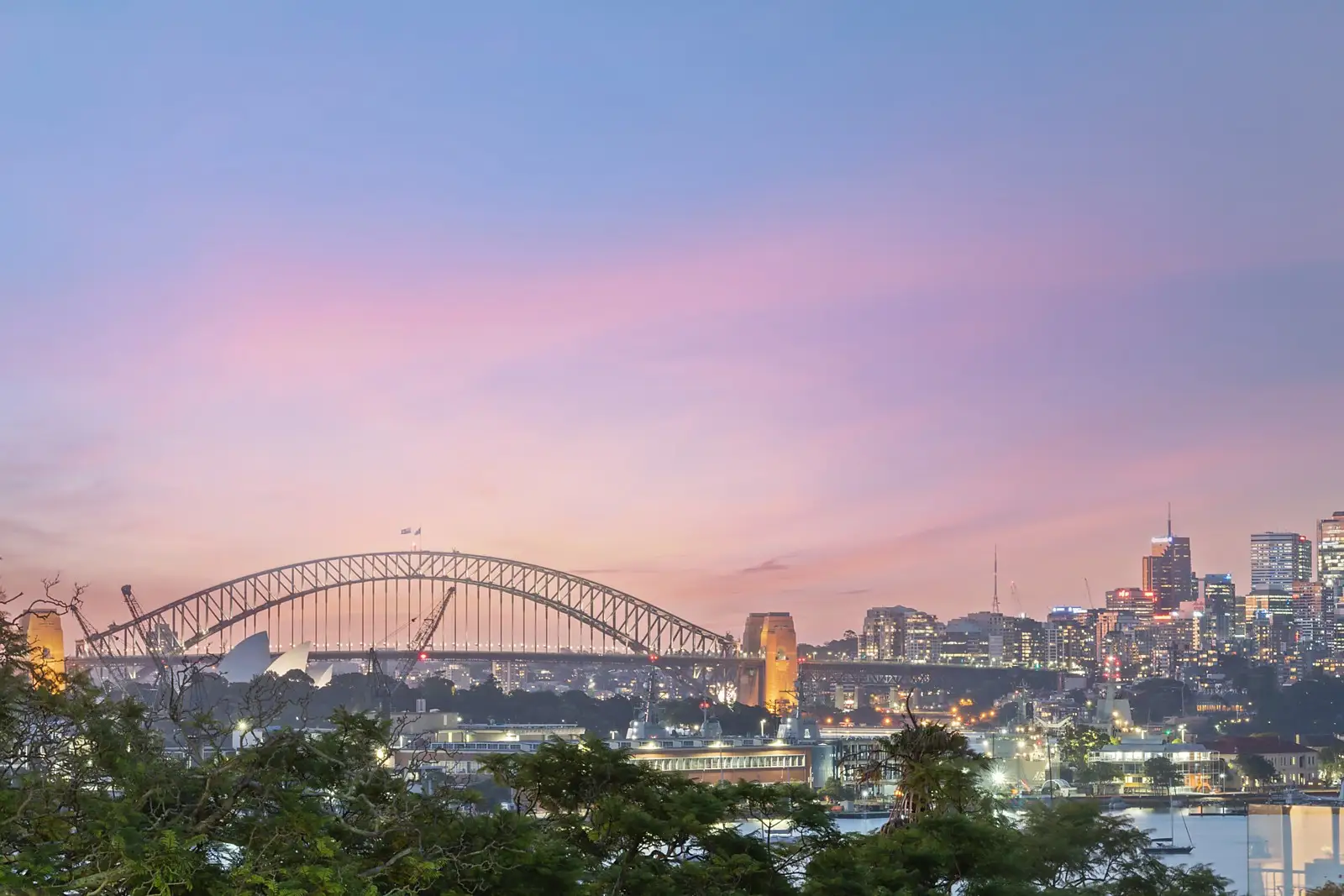 4/38 Darling Point Road, Darling Point Sold by Sydney Sotheby's International Realty - image 1