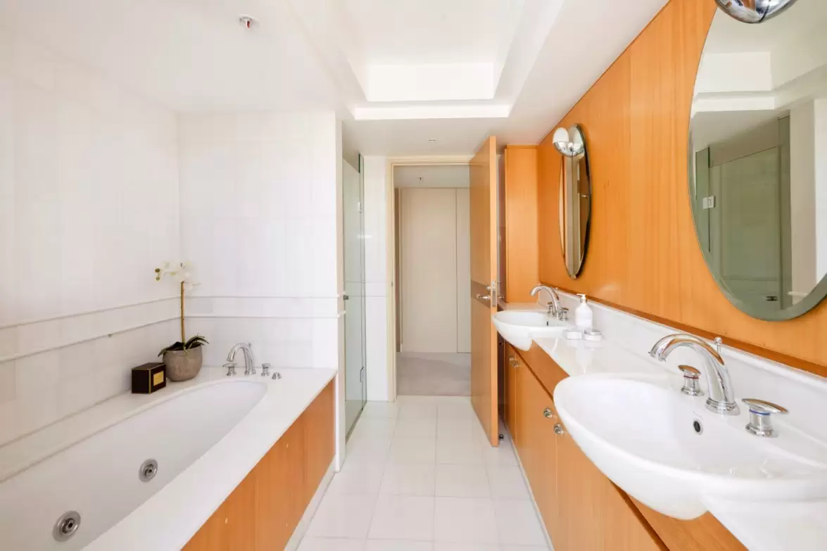 124/1 Macquarie Street, Sydney Sold by Sydney Sotheby's International Realty - image 11