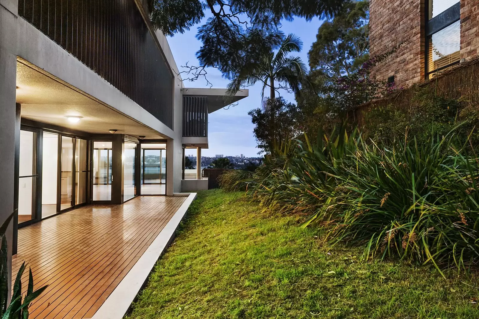 2/47a Tara Street, Sylvania Sold by Sydney Sotheby's International Realty - image 8