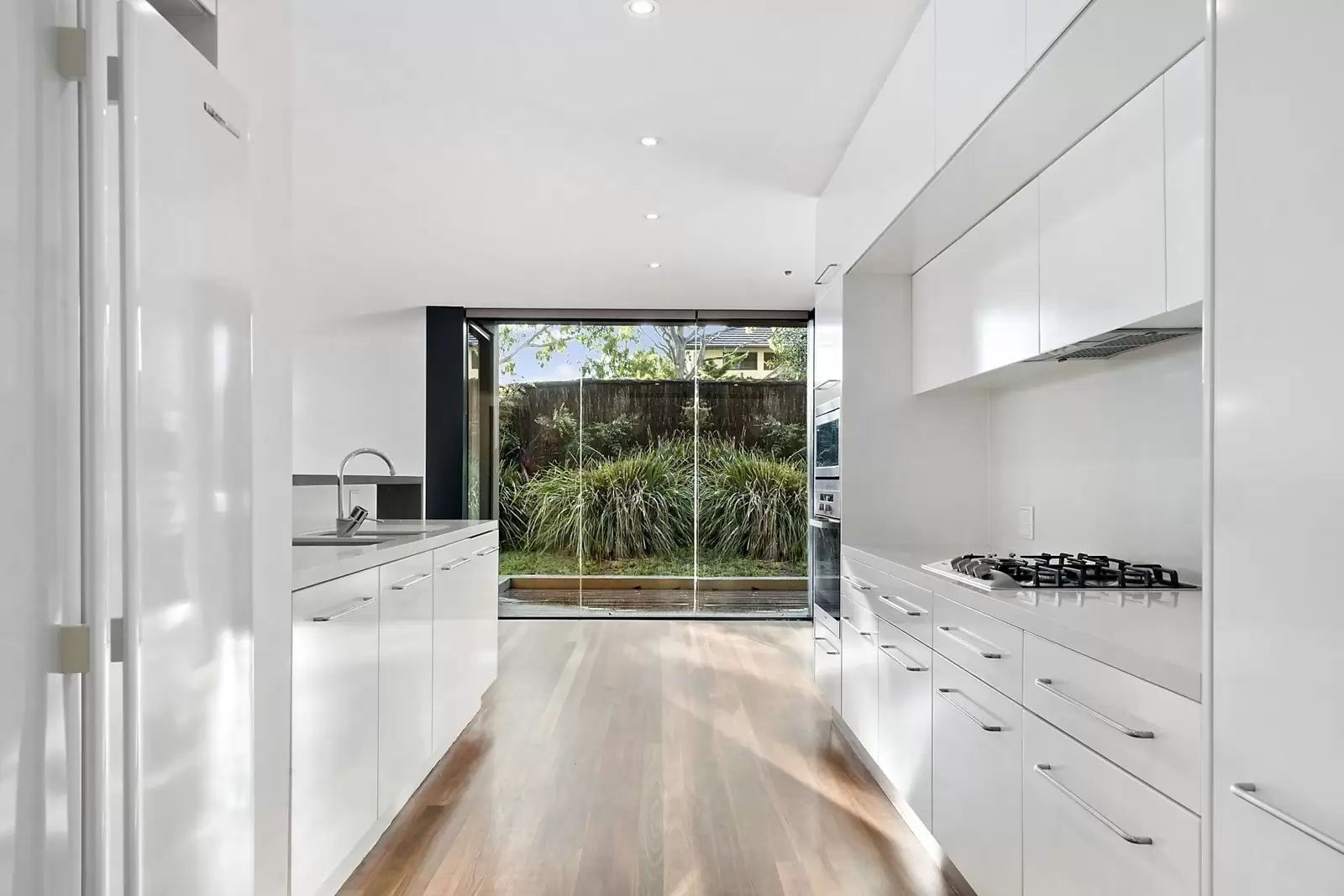2/47a Tara Street, Sylvania Sold by Sydney Sotheby's International Realty - image 5