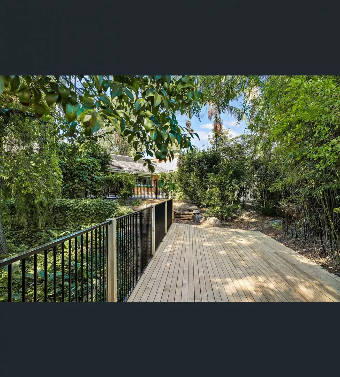 70 Cedarwood Drive, Cherrybrook Sold by Sydney Sotheby's International Realty - image 3