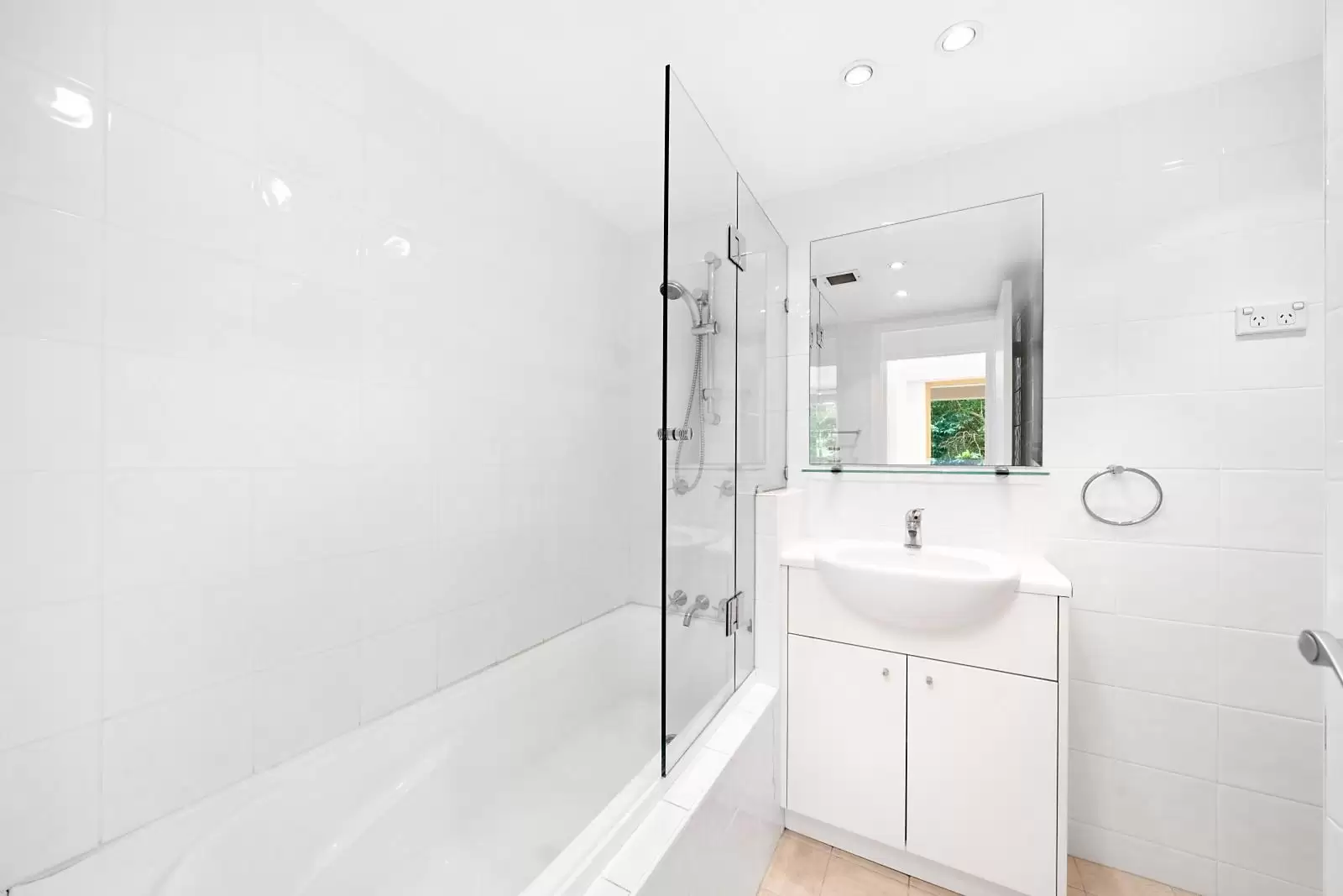 302/129-131 Bronte Rd, Queens Park Leased by Sydney Sotheby's International Realty - image 5