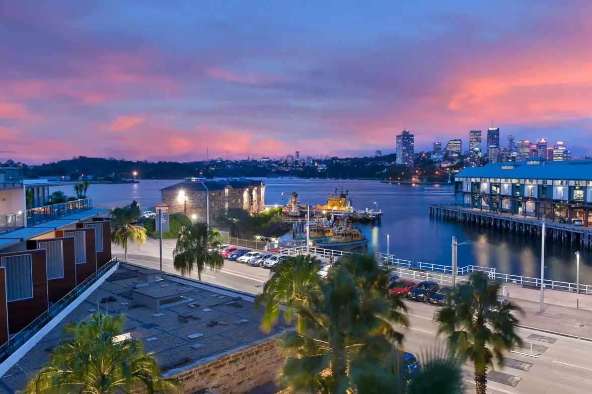 19/5 Towns Place, Walsh Bay Sold by Sydney Sotheby's International Realty - image 1