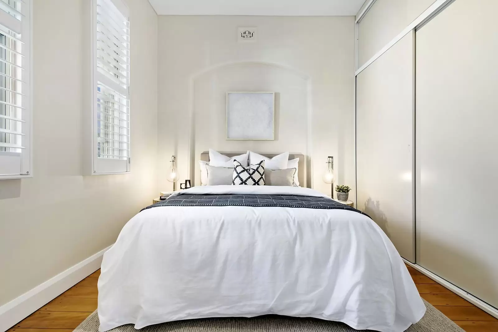 11 Alma Avenue, Enmore Sold by Sydney Sotheby's International Realty - image 7