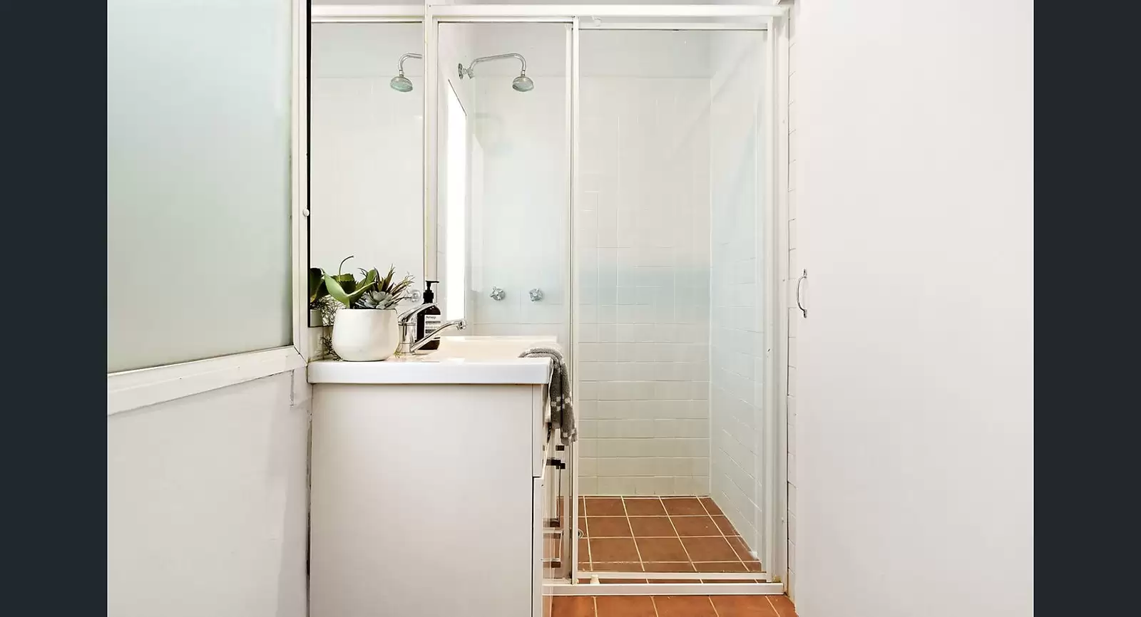15 Baltic Street, Newtown Sold by Sydney Sotheby's International Realty - image 7