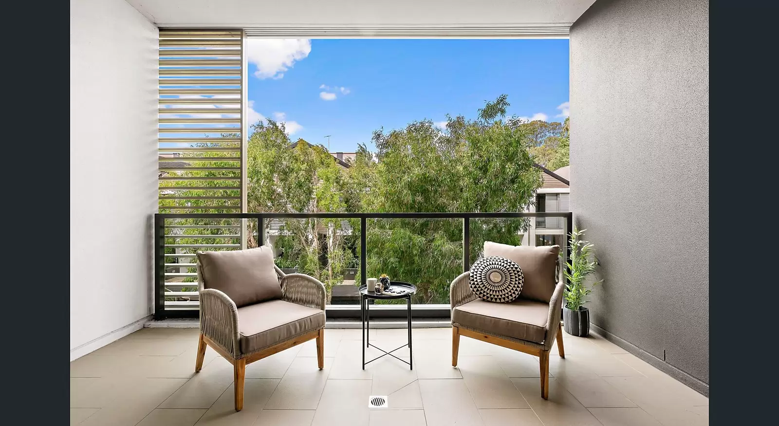 103/12 Denison Street, Camperdown Sold by Sydney Sotheby's International Realty - image 3