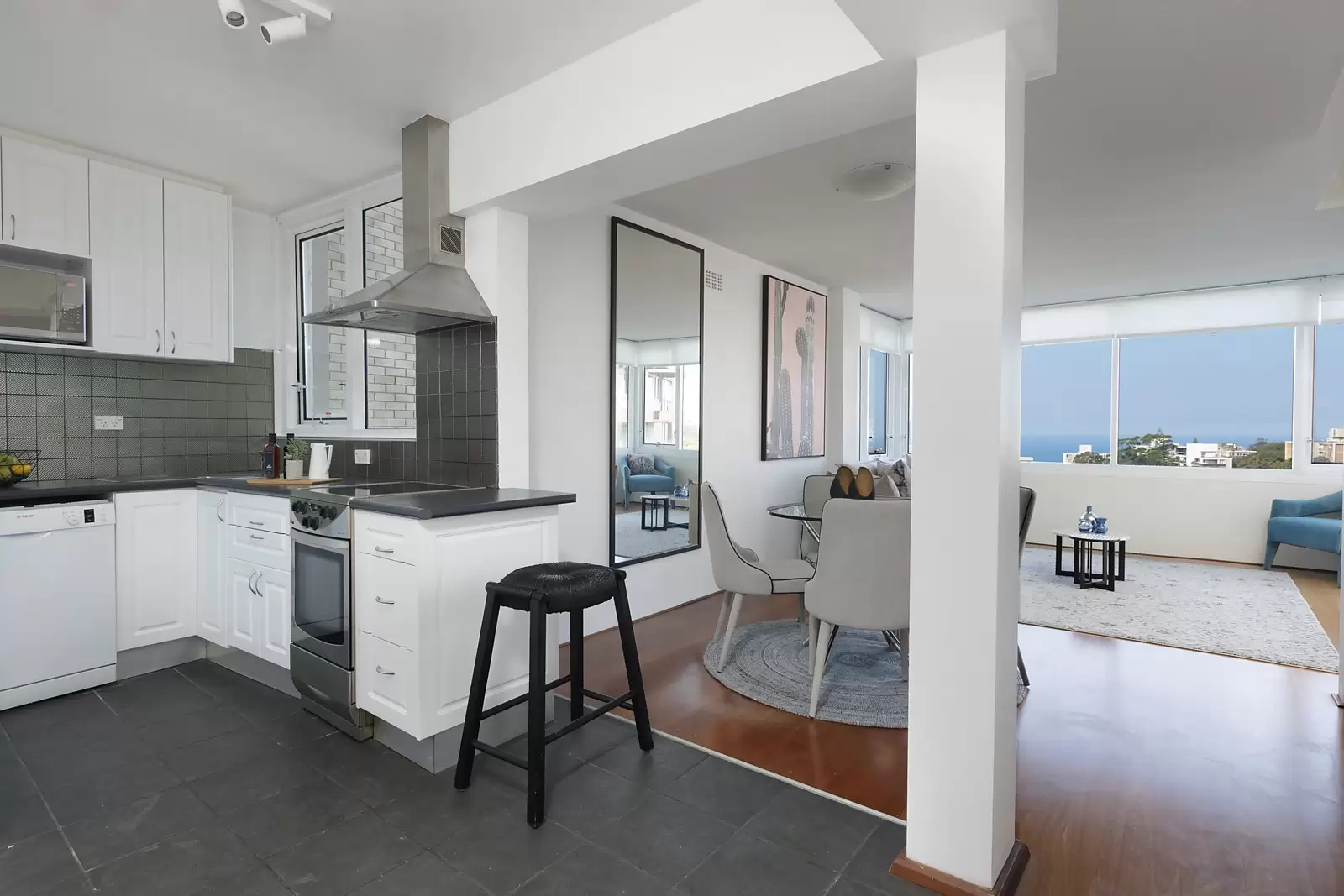 19/142 Old South Head Road, Bellevue Hill Sold by Sydney Sotheby's International Realty - image 5