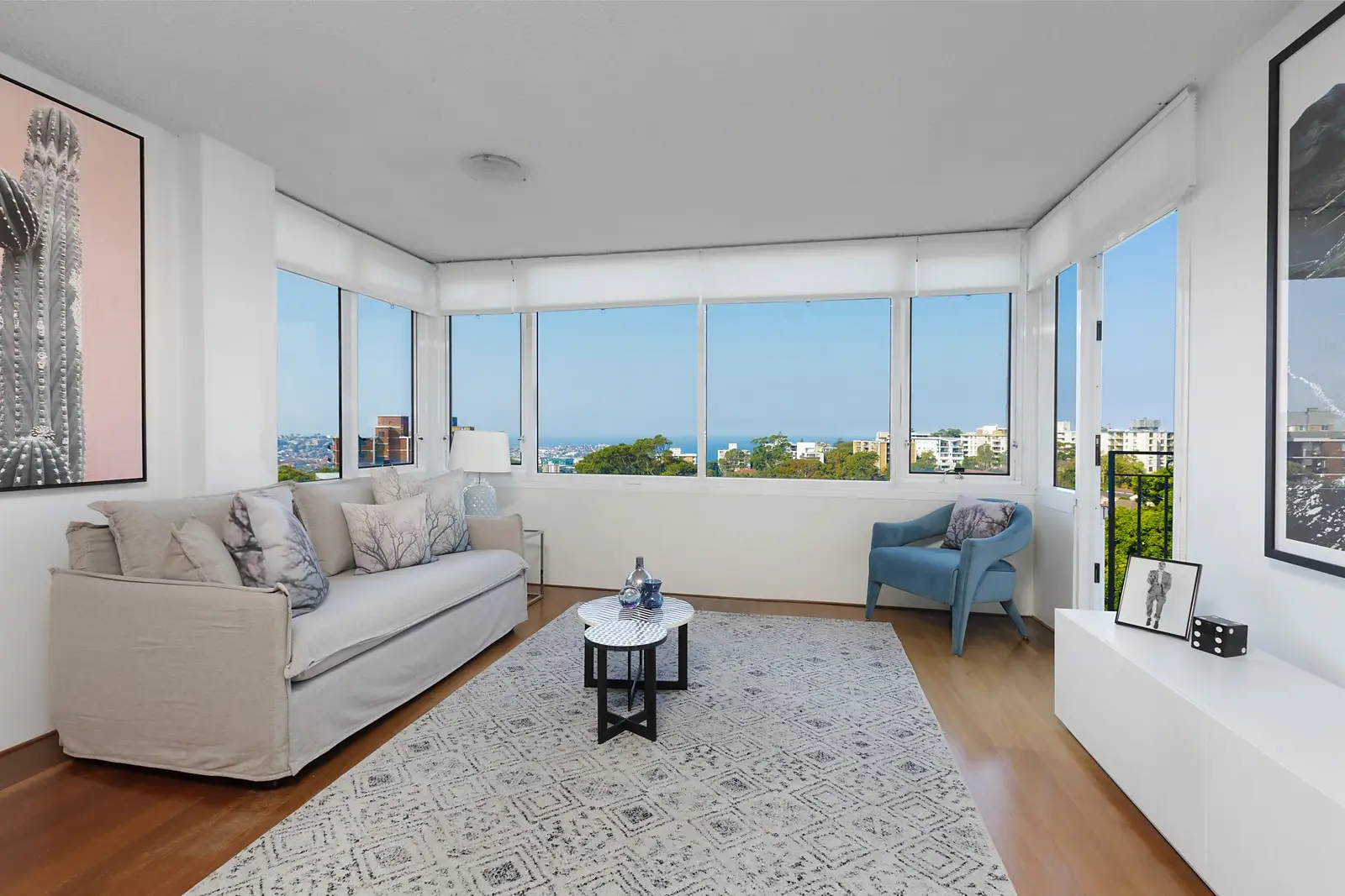 19/142 Old South Head Road, Bellevue Hill Sold by Sydney Sotheby's International Realty - image 1
