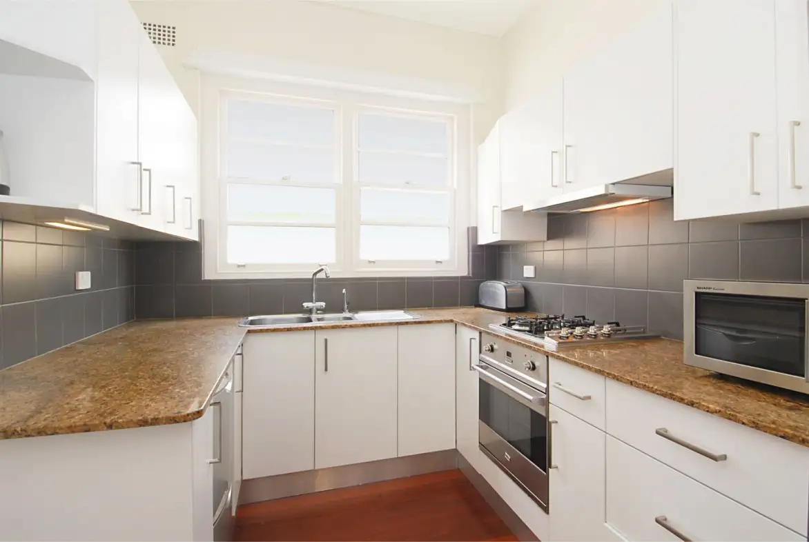 4/282 Campbell Parade, Bondi Beach Leased by Sydney Sotheby's International Realty - image 3