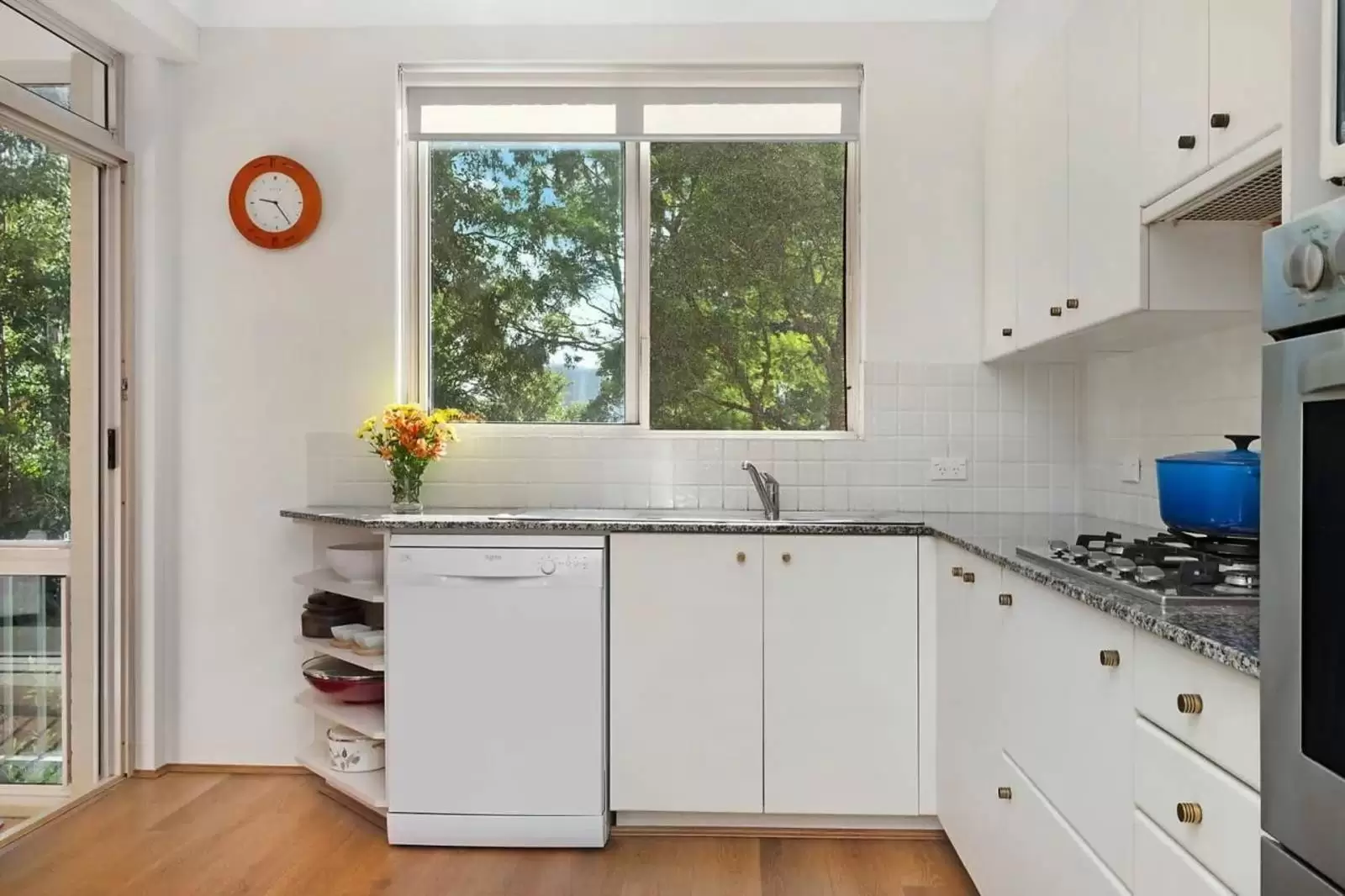 39/42 Lombard Street, Glebe Leased by Sydney Sotheby's International Realty - image 3