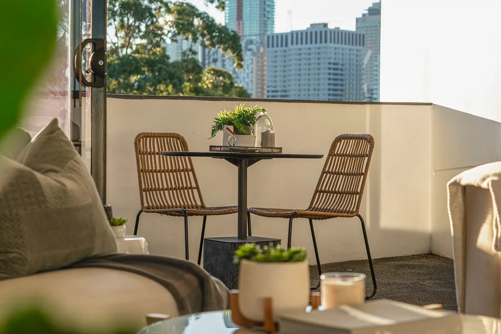 702/425 Bourke Street, Surry Hills Sold by Sydney Sotheby's International Realty - image 2