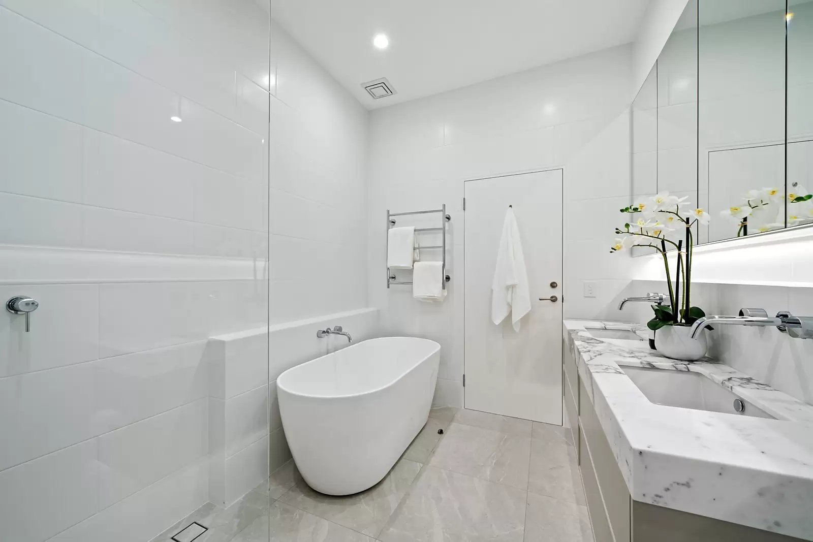 2/73 New Beach Road, Darling Point Sold by Sydney Sotheby's International Realty - image 8