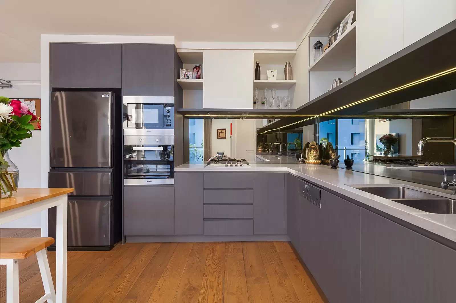 308/72 Alice Street, Newtown Sold by Sydney Sotheby's International Realty - image 5
