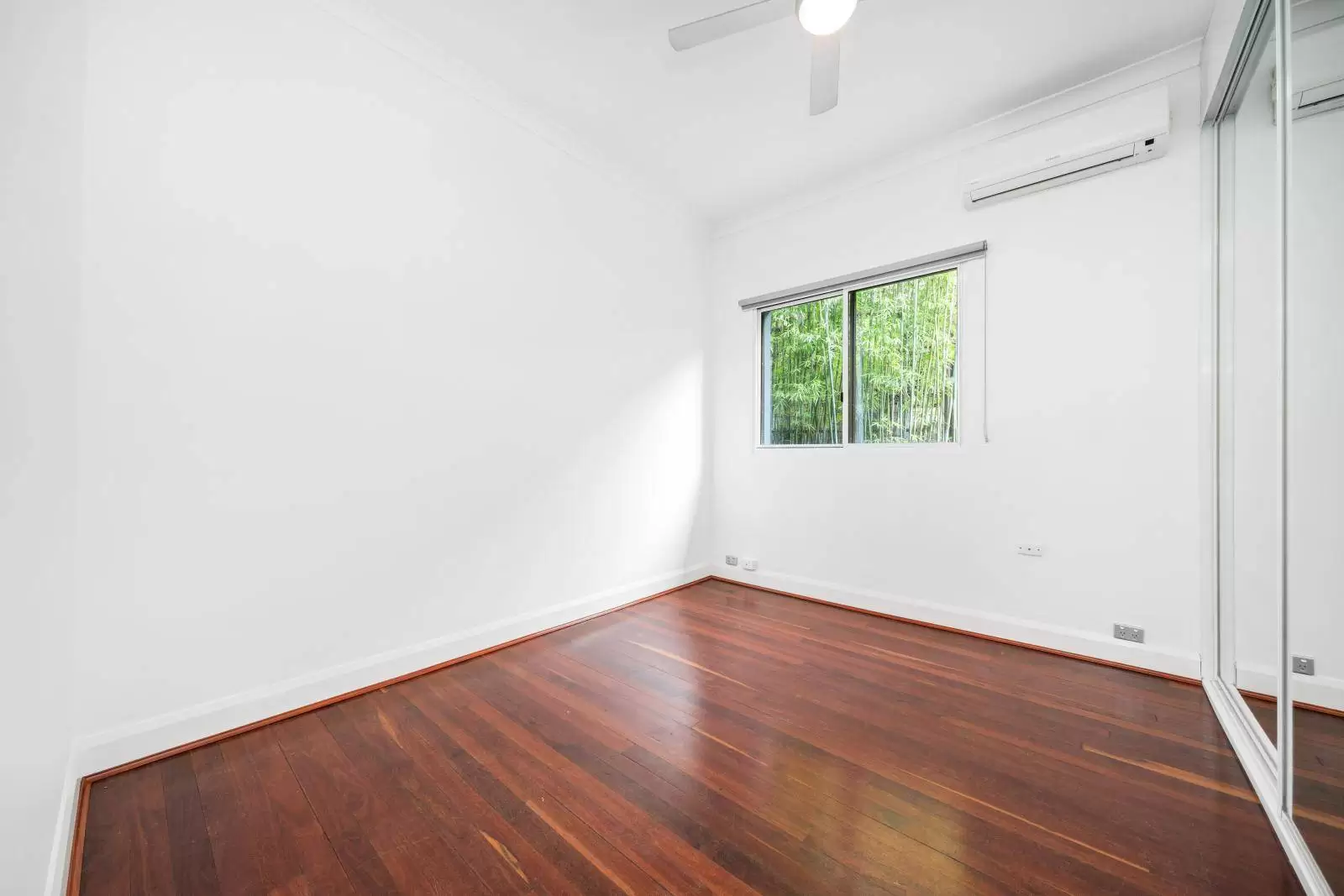 76B Lenthall Street, Kensington Leased by Sydney Sotheby's International Realty - image 5