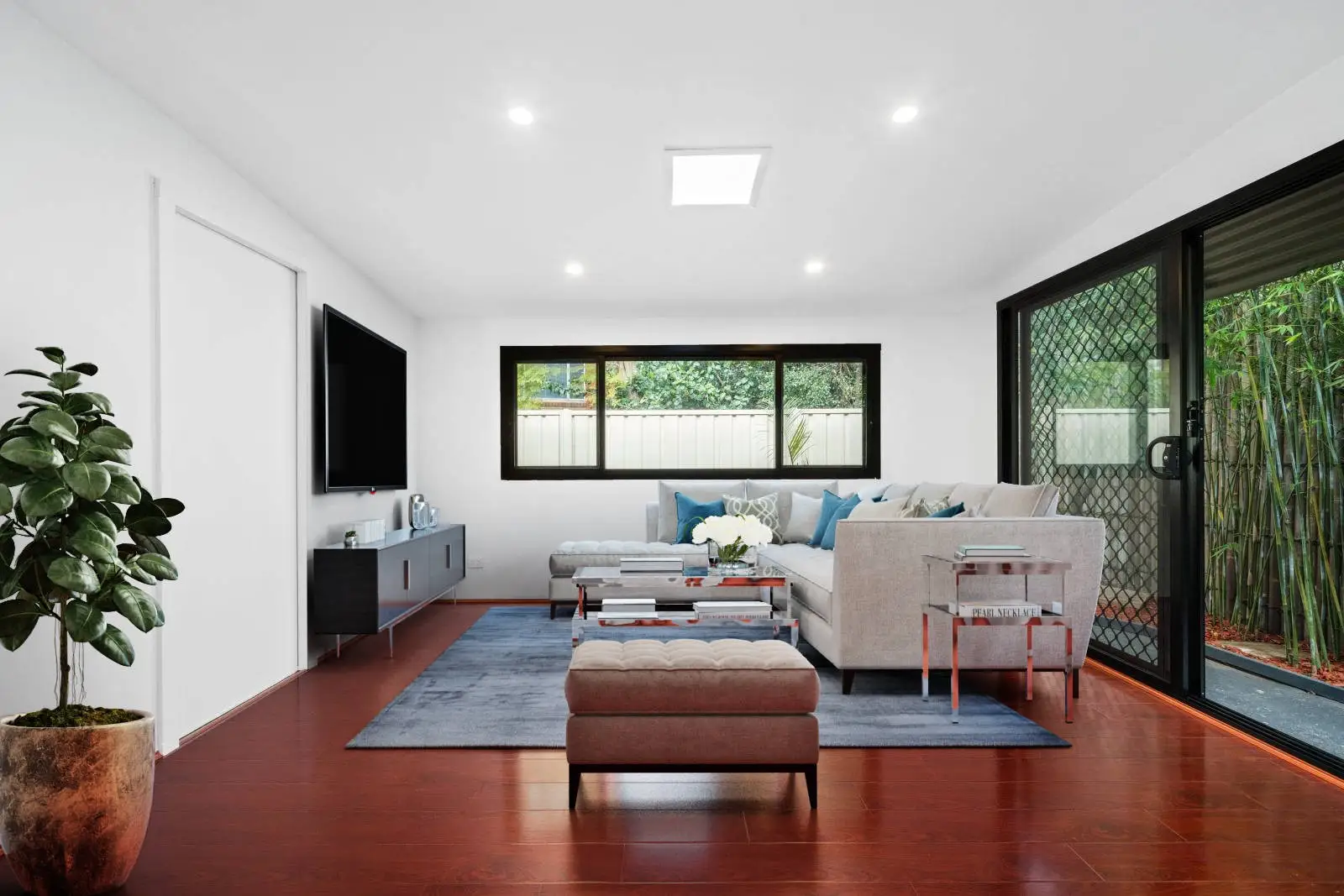 76B Lenthall Street, Kensington Leased by Sydney Sotheby's International Realty - image 2