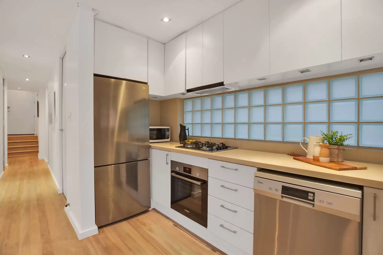 2/39 O'Brien Street, Bondi Beach Sold by Sydney Sotheby's International Realty - image 3