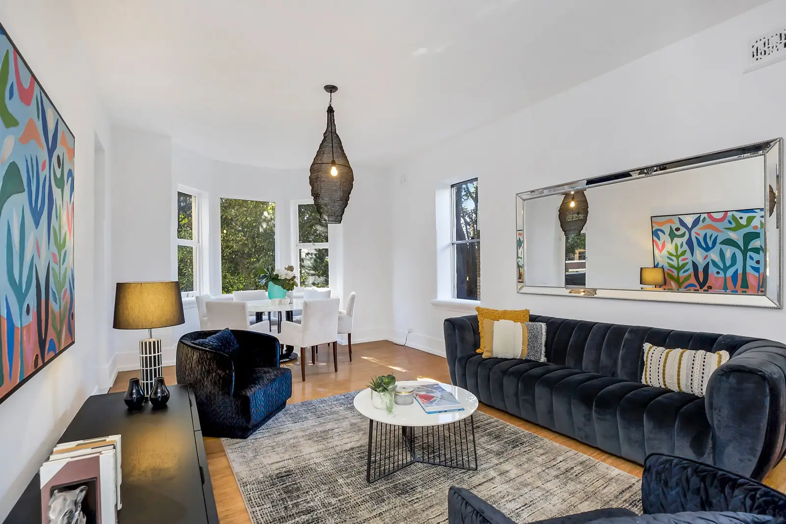 4/241 Old South Head Road, Bondi Sold by Sydney Sotheby's International Realty - image 1