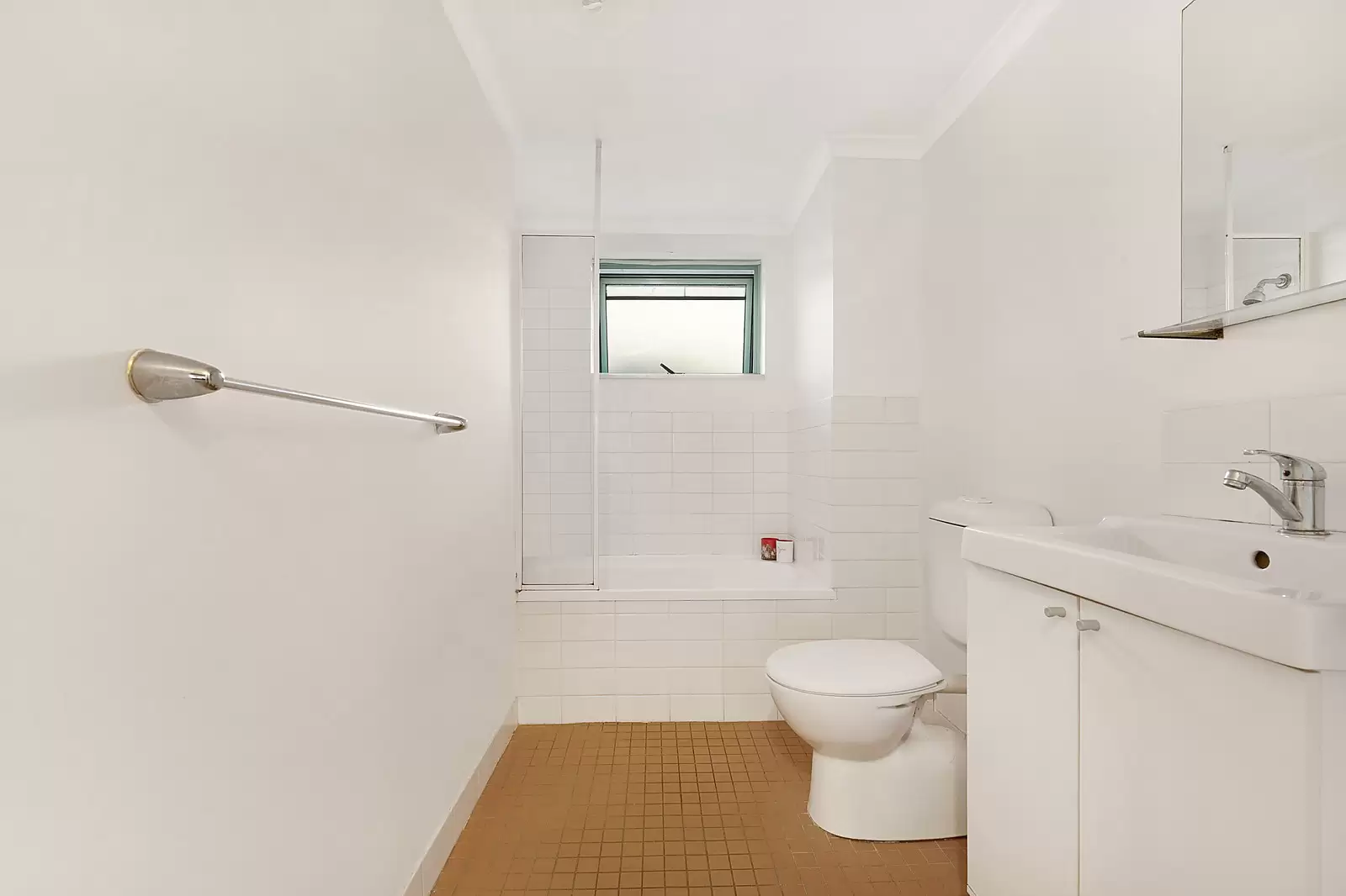 33/155 Missenden Road, Newtown Sold by Sydney Sotheby's International Realty - image 5