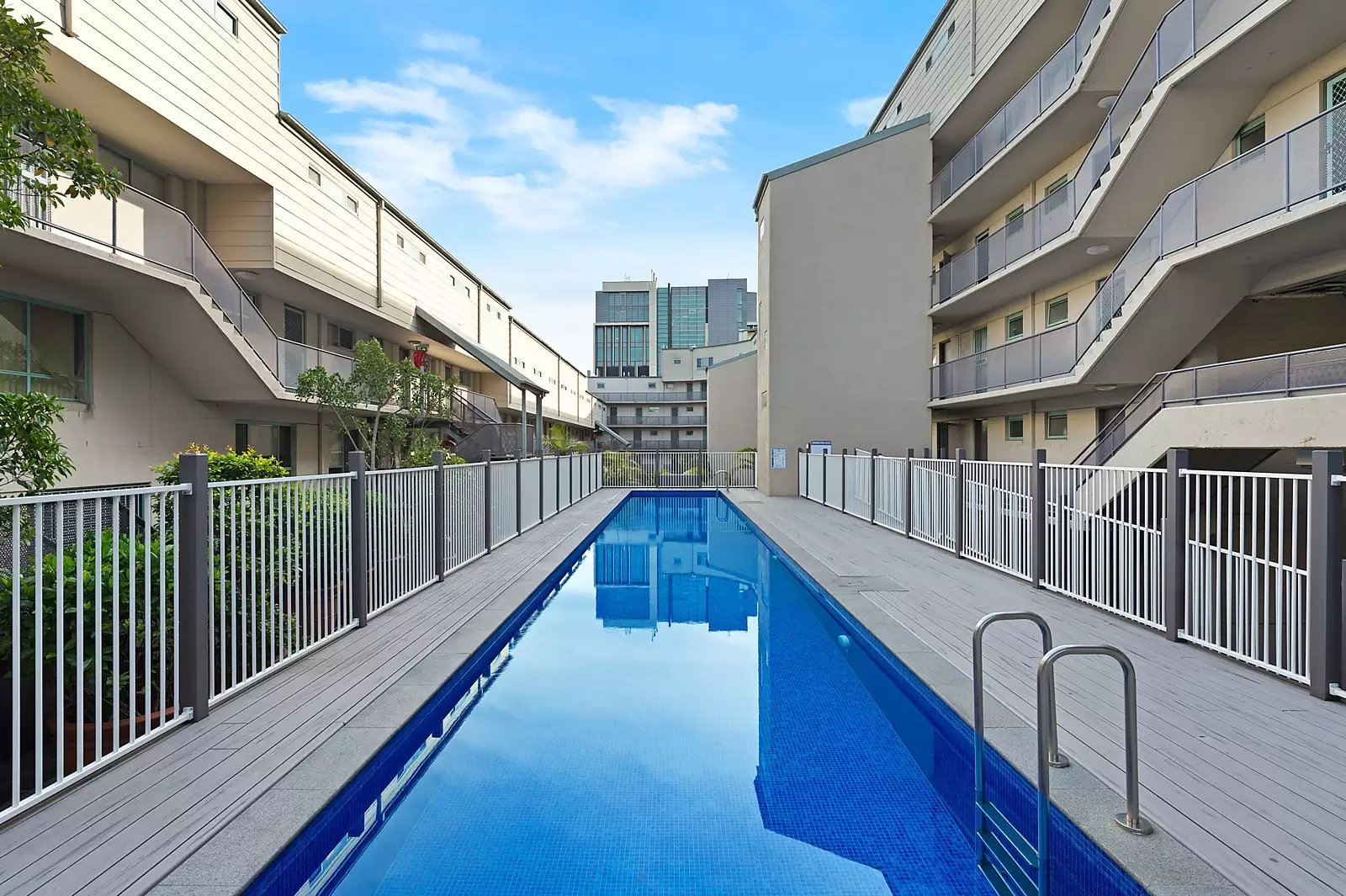 33/155 Missenden Road, Newtown Sold by Sydney Sotheby's International Realty - image 6