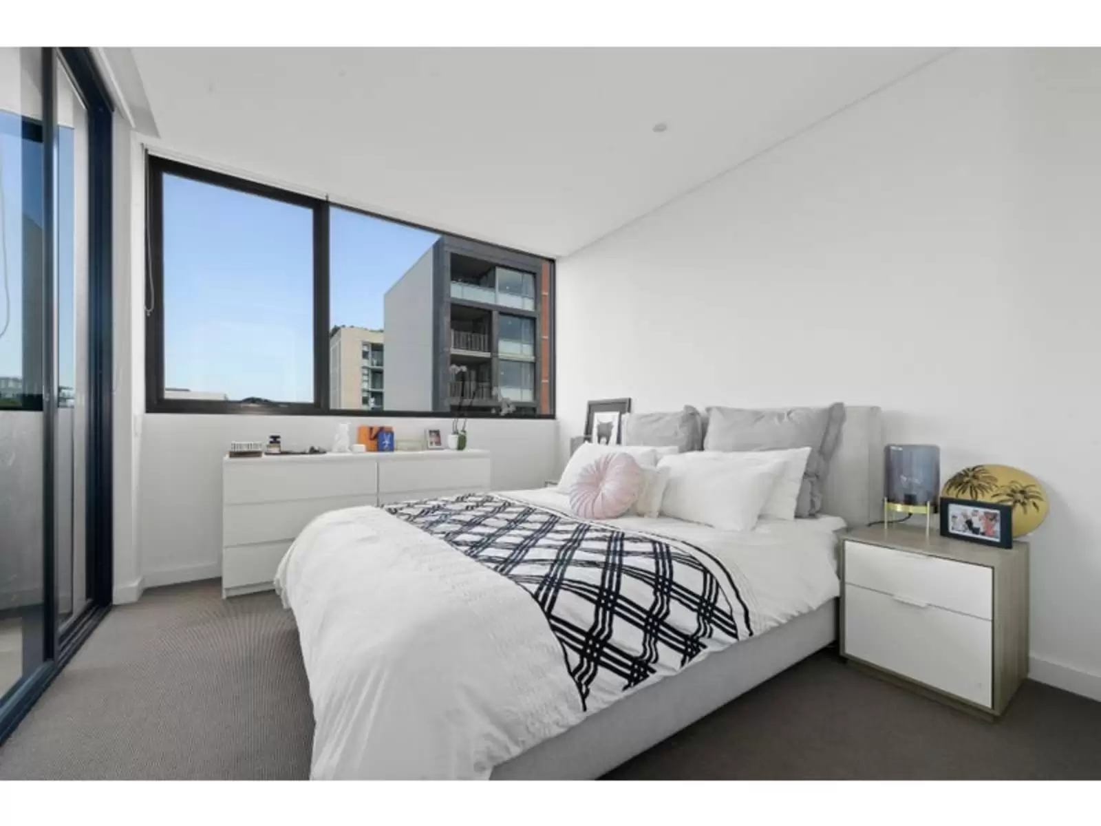 38/13-15 Mentmore Avenue, Rosebery Leased by Sydney Sotheby's International Realty - image 3