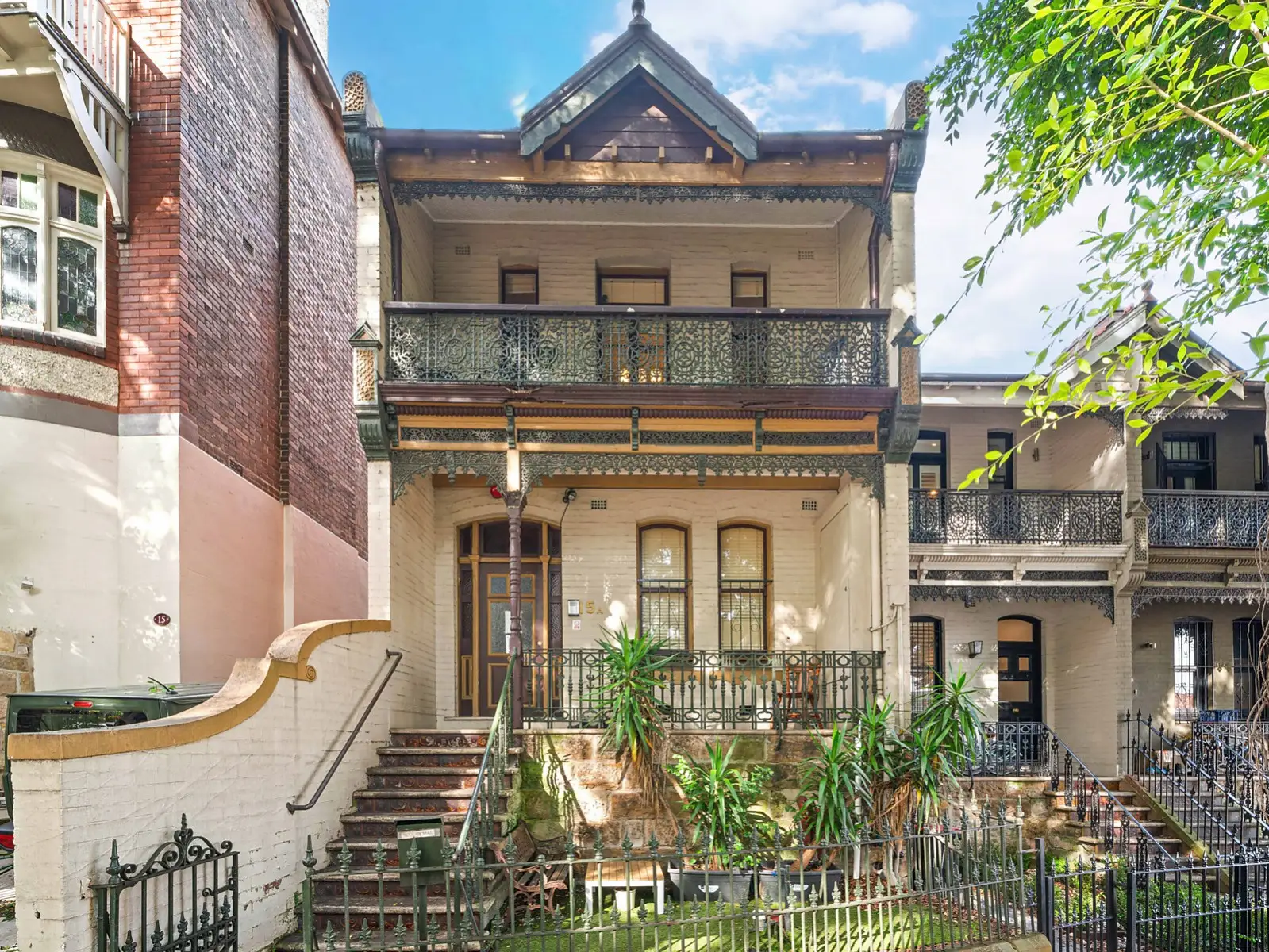 15A Mona Road, Darling Point Sold by Sydney Sotheby's International Realty - image 1