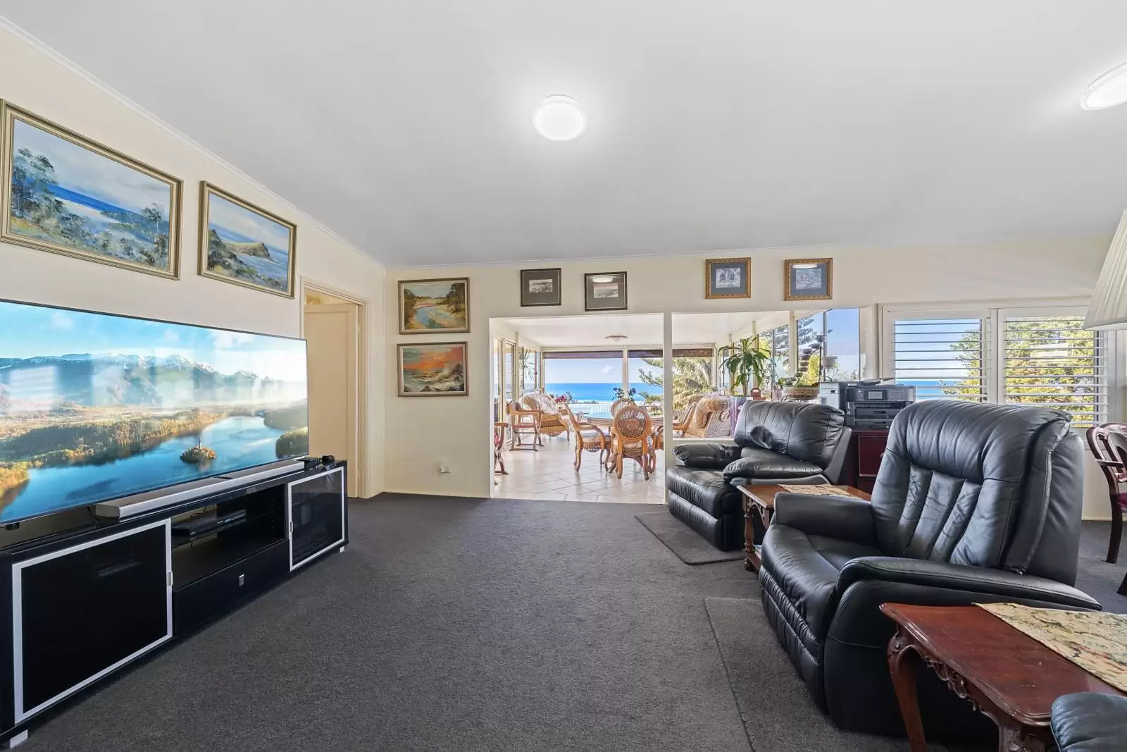 Magnolia, Wamberal Sold by Sydney Sotheby's International Realty - image 5