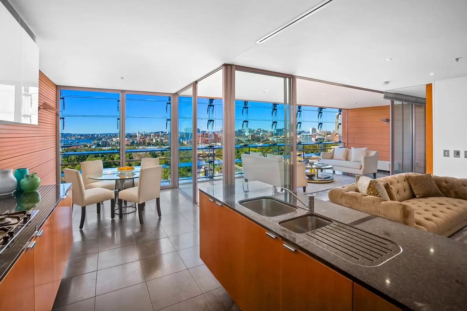 24/155 Macquarie Street, Sydney Sold by Sydney Sotheby's International Realty - image 6