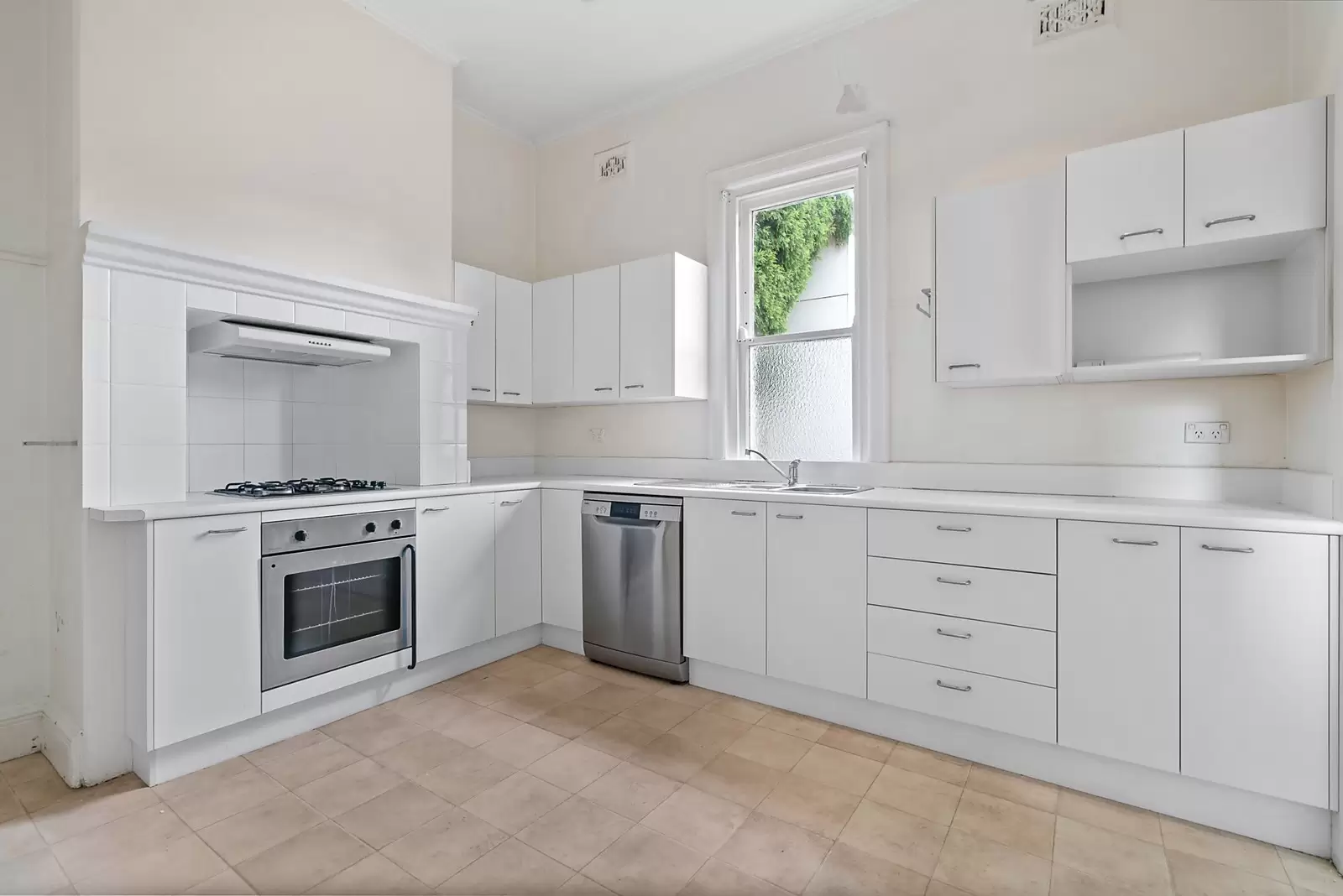 33 & 35 Cambridge Avenue, Vaucluse Sold by Sydney Sotheby's International Realty - image 7