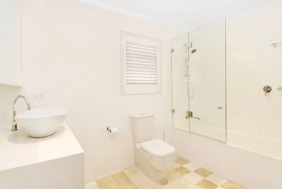 55 Olola Avenue, Vaucluse Leased by Sydney Sotheby's International Realty - image 9