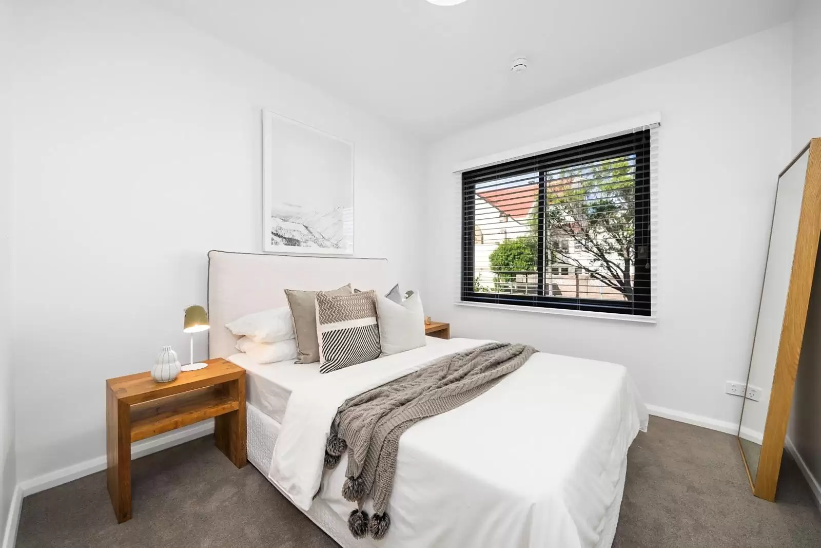 167 Livingstone Road, Marrickville Sold by Sydney Sotheby's International Realty - image 7