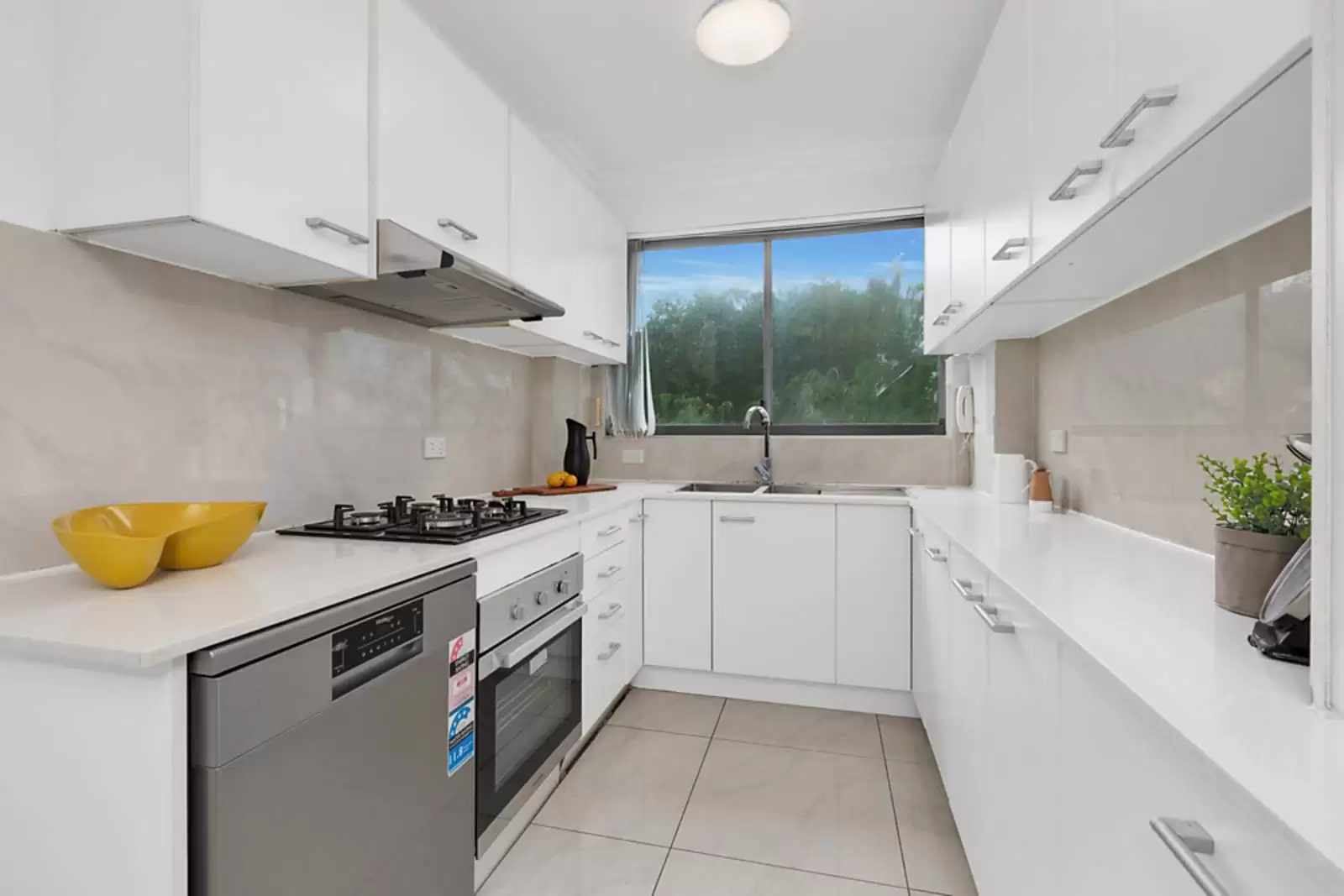 16/12a-14 Wilga Road, Bondi Leased by Sydney Sotheby's International Realty - image 6