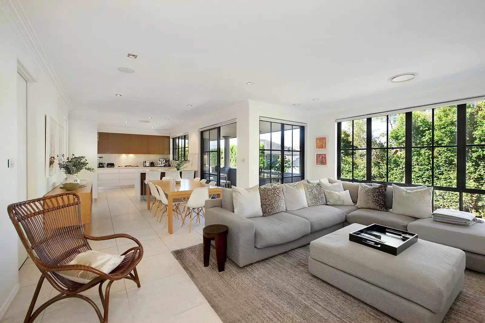 221 Military Road, Dover Heights Sold by Sydney Sotheby's International Realty - image 3