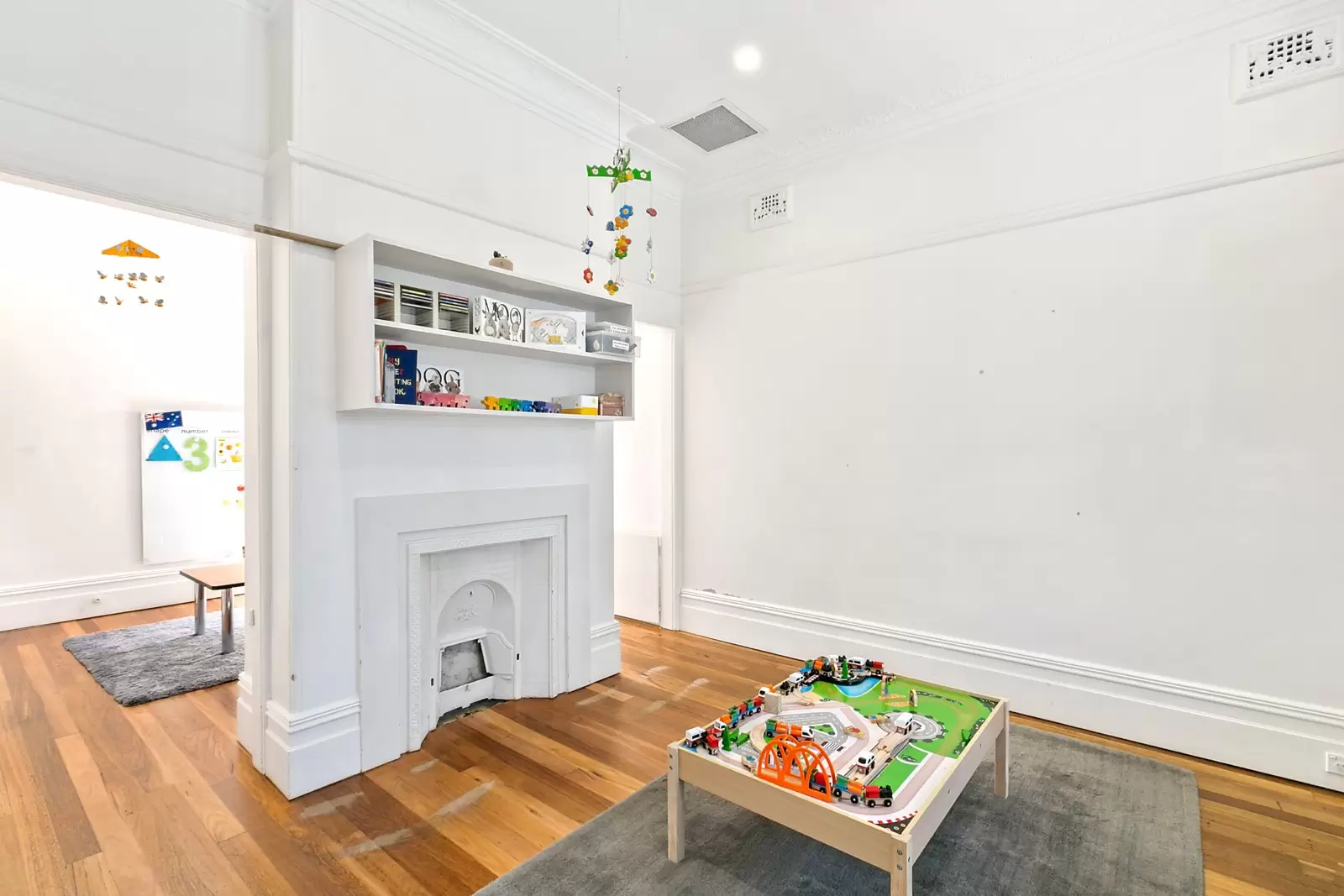 24 Junction Street, Woollahra Sold by Sydney Sotheby's International Realty - image 7