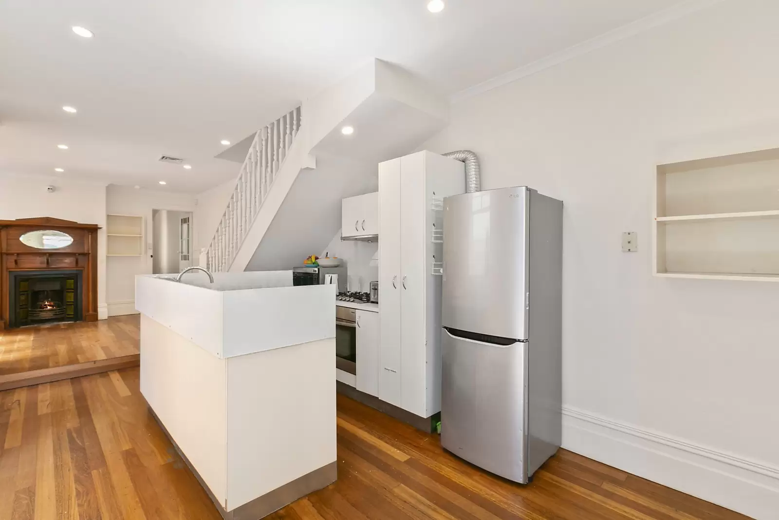 24 Junction Street, Woollahra Sold by Sydney Sotheby's International Realty - image 5