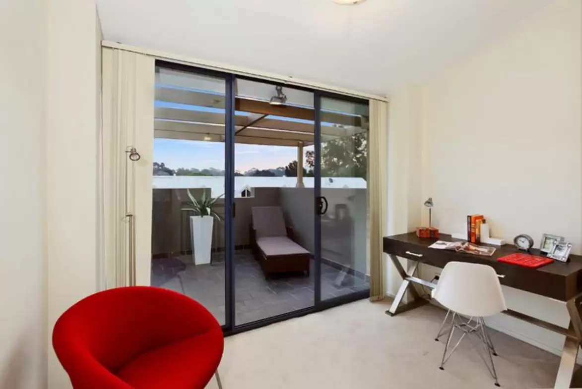 1/198 George Street, Erskineville Leased by Sydney Sotheby's International Realty - image 4