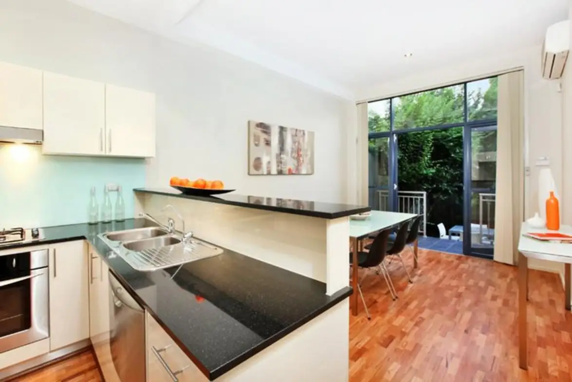 1/198 George Street, Erskineville Leased by Sydney Sotheby's International Realty - image 2