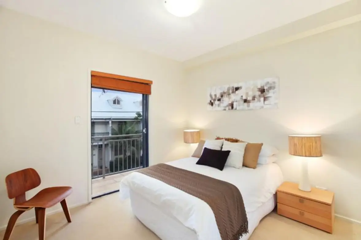 1/198 George Street, Erskineville Leased by Sydney Sotheby's International Realty - image 3