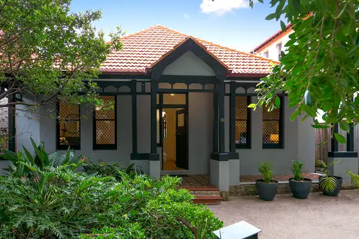 10 Consett Avenue, Bondi Beach Sold by Sydney Sotheby's International Realty