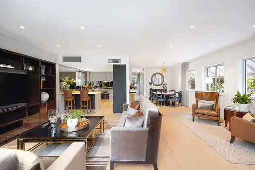 3/56 Wilberforce Avenue, Rose Bay Sold by Sydney Sotheby's International Realty