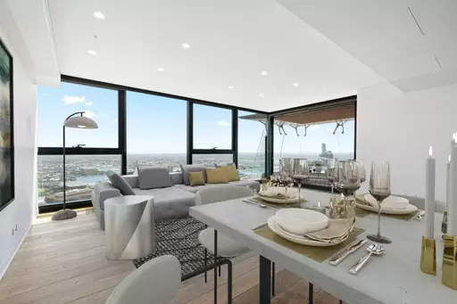 6906/115 Bathurst Street, Sydney Leased by Sydney Sotheby's International Realty