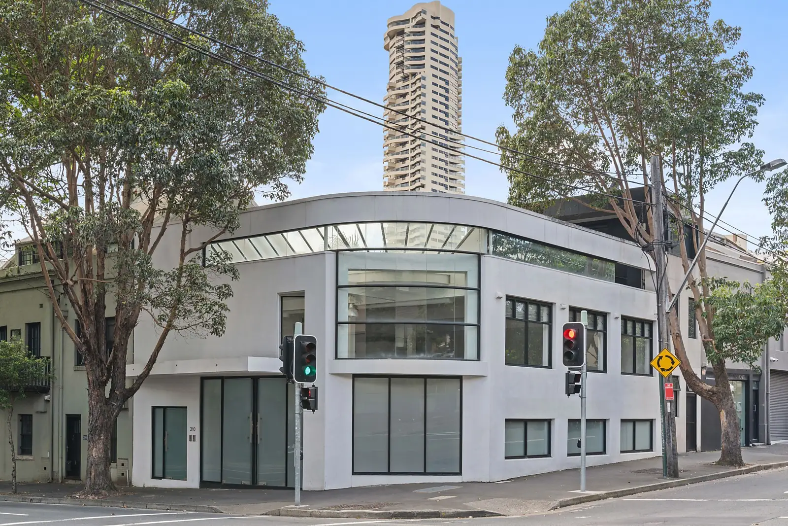 210-212 Crown Street, Darlinghurst Sold by Sydney Sotheby's International Realty - image 1