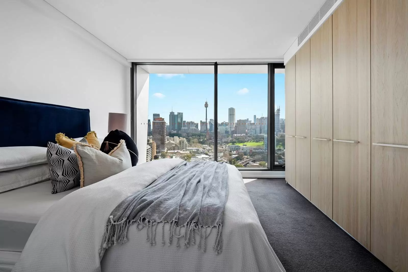 1701/226 Victoria Street, Potts Point Leased by Sydney Sotheby's International Realty - image 5