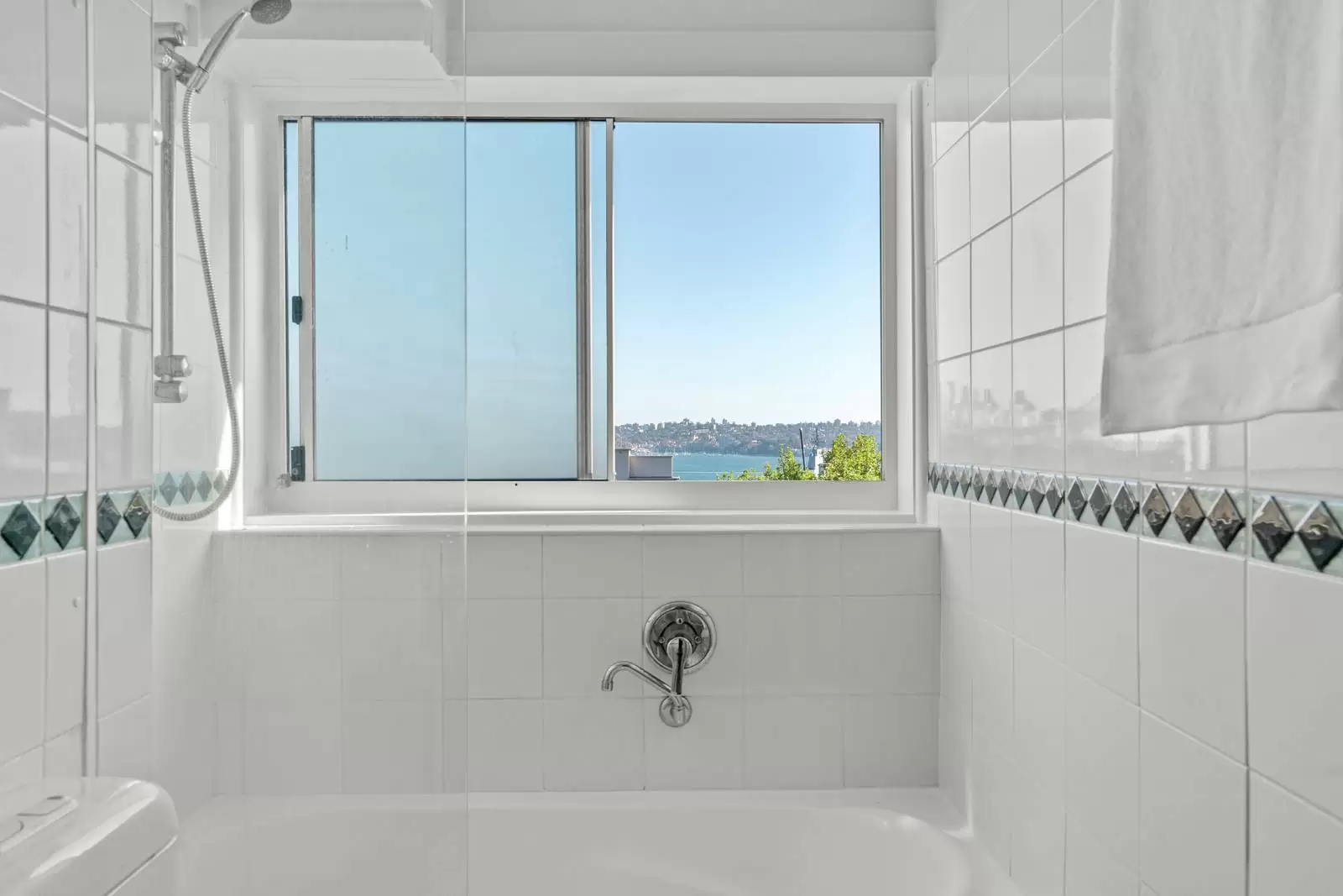 47/15 Wylde Street, Potts Point Leased by Sydney Sotheby's International Realty - image 10