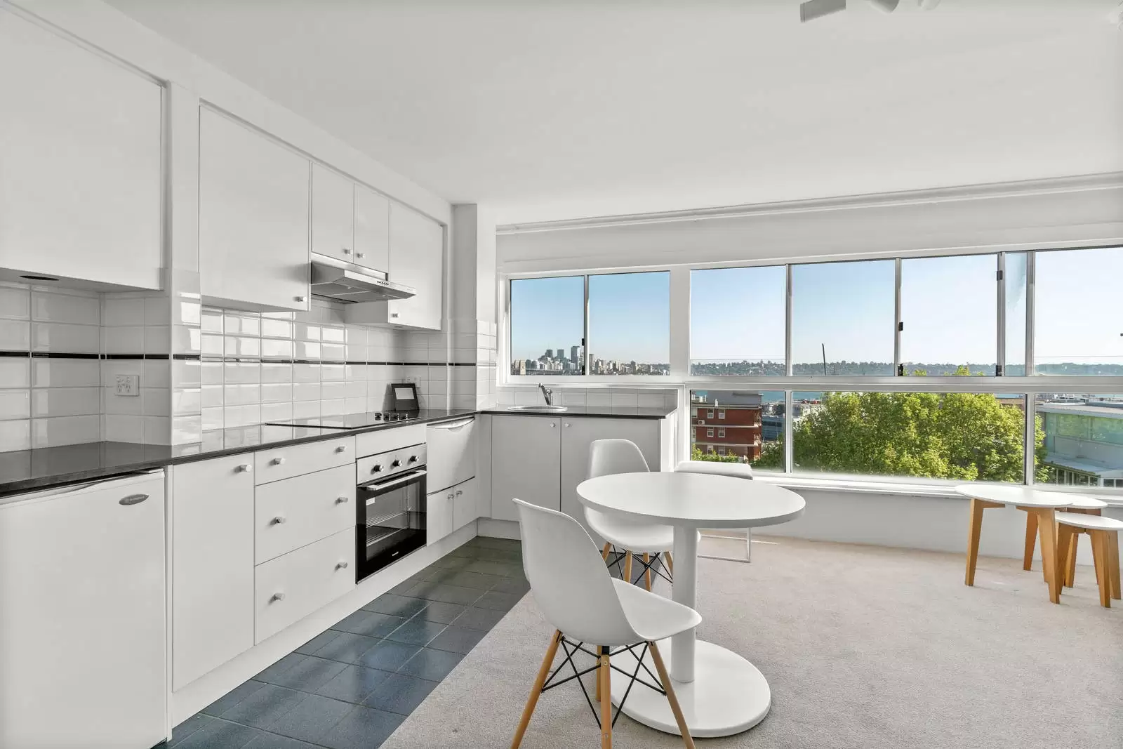 47/15 Wylde Street, Potts Point Leased by Sydney Sotheby's International Realty - image 6